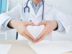 2025年上海市三代试管婴儿费用全揭秘：单周期预算8-15万元明细清单